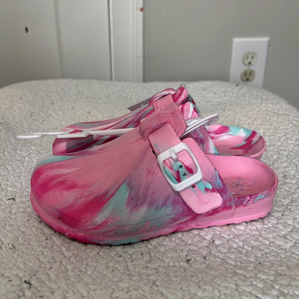 NWT Capelli New York Girls Tie Dye Shoes Clogs Size 13